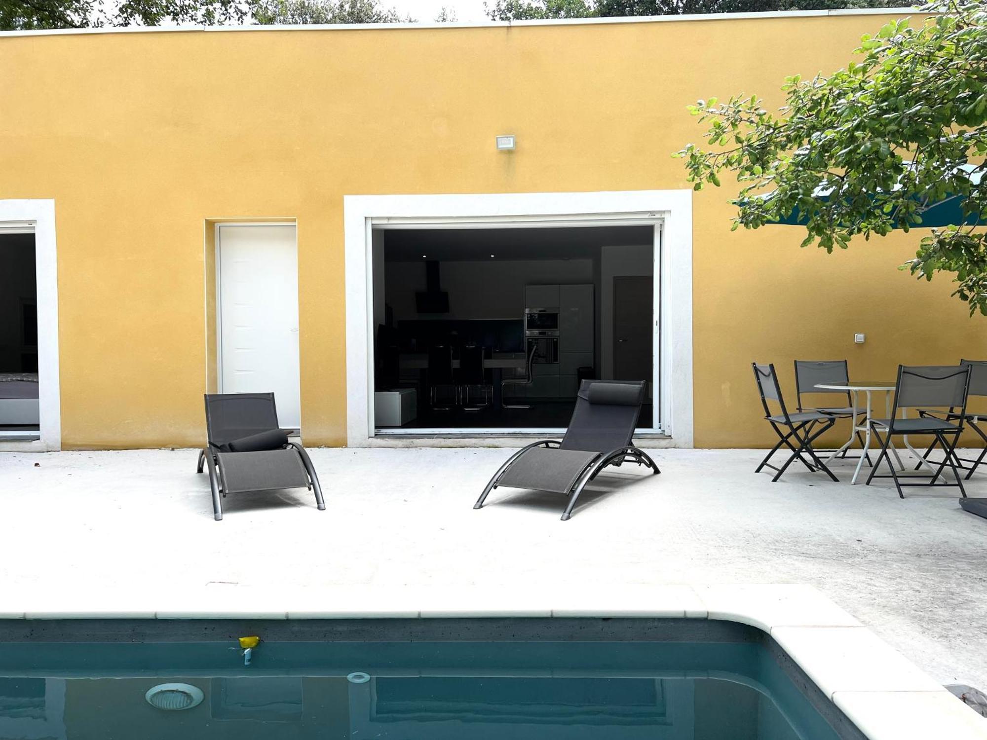 Brand New Villa With Fully Intergrated Air Conditioning & Private Pool, Overlooking Forest Sardan Екстер'єр фото